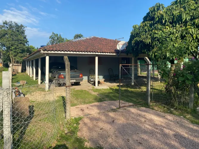 Casa no morro grande águas claras