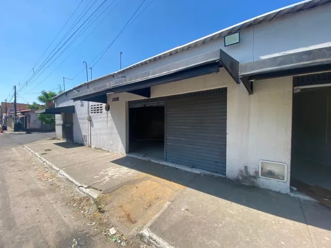 PONTO COMERCIAL NA AV ADALTO LIMA NO TIMBÓ