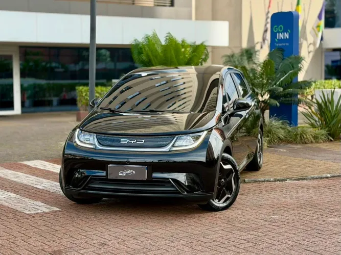 BYD Dolphin EV (Elétrico) 2024