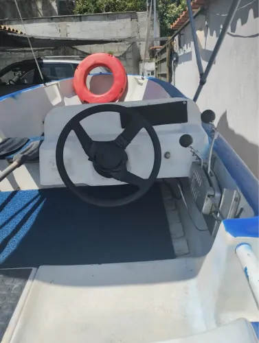 Barco de fibra de vidro 