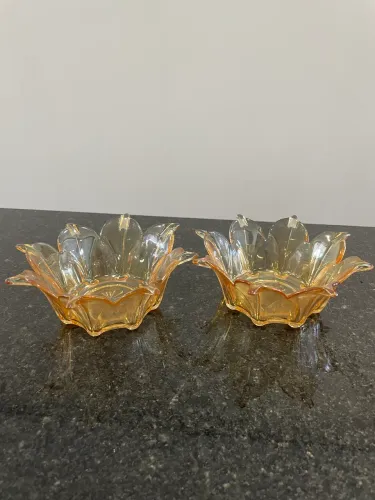 Kit com 2 Tigelas Decorativas em Vidro Âmbar (Caramelo) - Formato Flor - Vintage