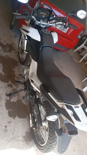 Vendo uma bros zerada único dono toda original