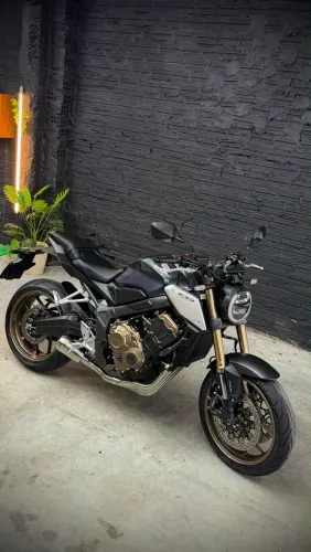 Honda CB 650r 2023