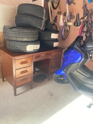 Escrivaninha anos 70