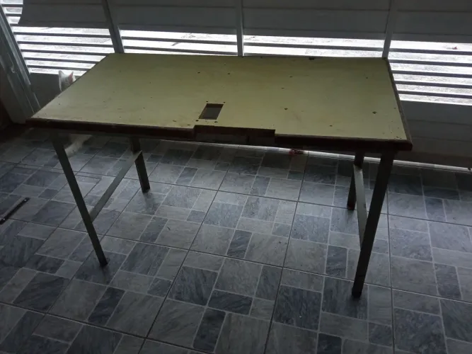 Mesa/bancada para oficina
