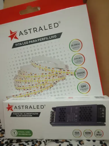 Fita de led e fonte chaveada