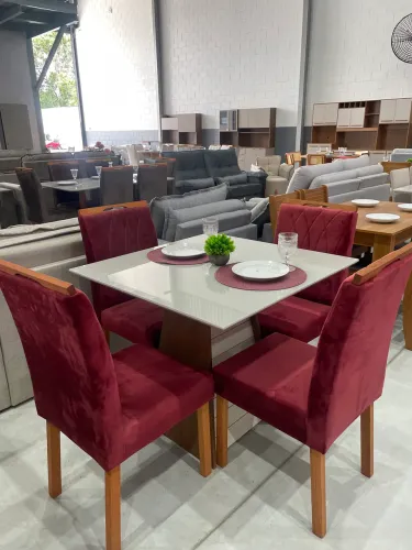 Mesa De Jantar Quadrada Pequena Com 4 Lugares DESIGN MODERNO!!