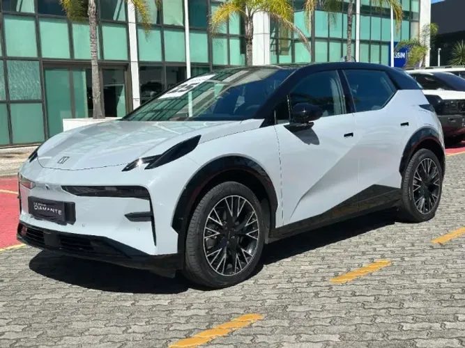 Zeekr X Flagship Flagship (elétrico) 2025