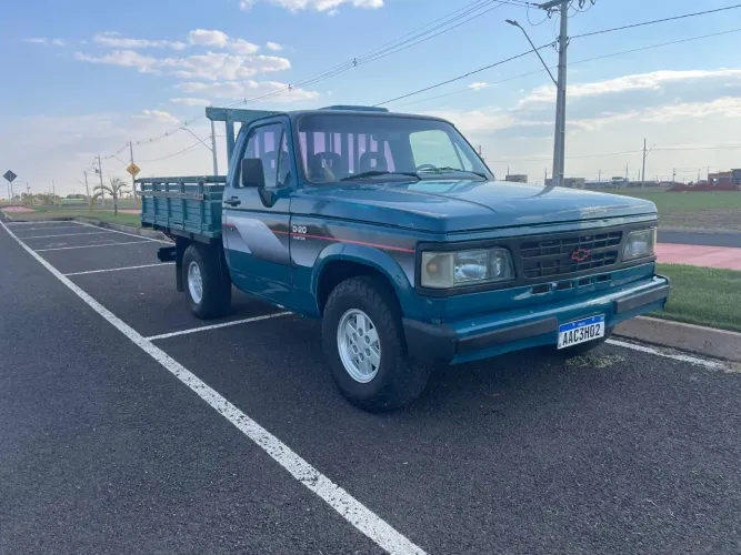 Chevrolet D-20 S 3.9/4.0 Turbo Diesel 1990