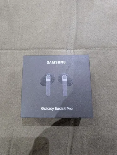 Samsung Galaxy Buds 4 Pro novo