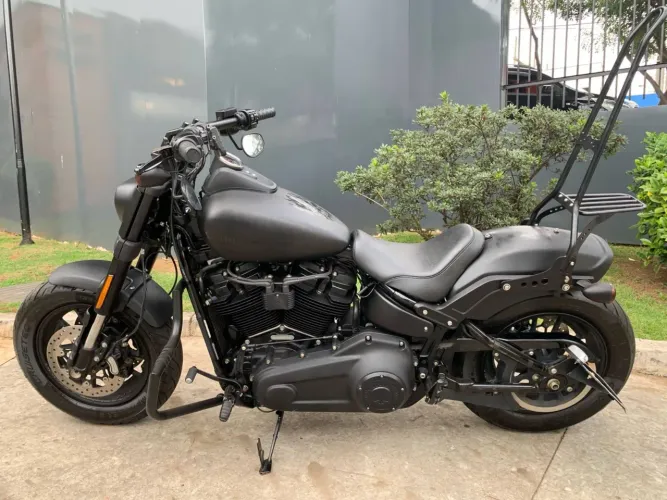 HARLEY-DAVIDSON SOFTAIL FAT BOB 114
