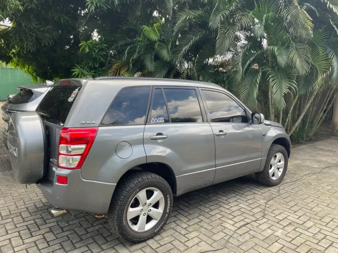 Suzuki Grand Vitara 2.0 16V 4x2/4x4 5P Aut. 2010