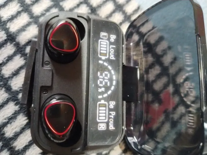 Fone de ouvido com carregador de celular embito