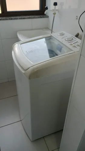 Máquina de Lavar 9kg