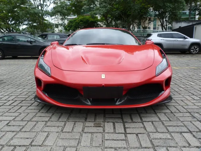 Ferrari F8 Tributo 3.9 V8 720cv 2022