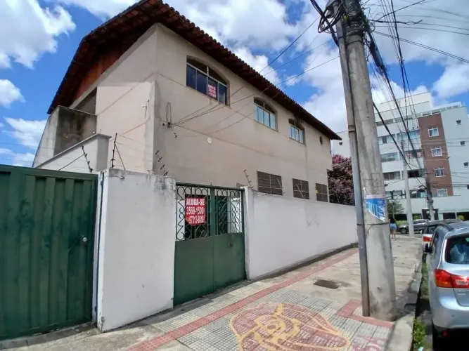 Imóvel para aluguel tem 306 metros quadrados em Santa Inês - Belo Horizonte - MG