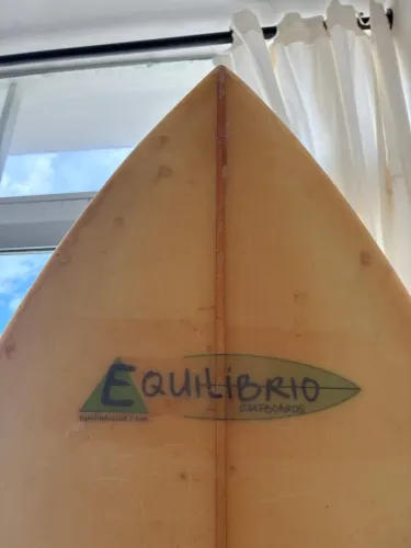 prancha de surf 6'10"