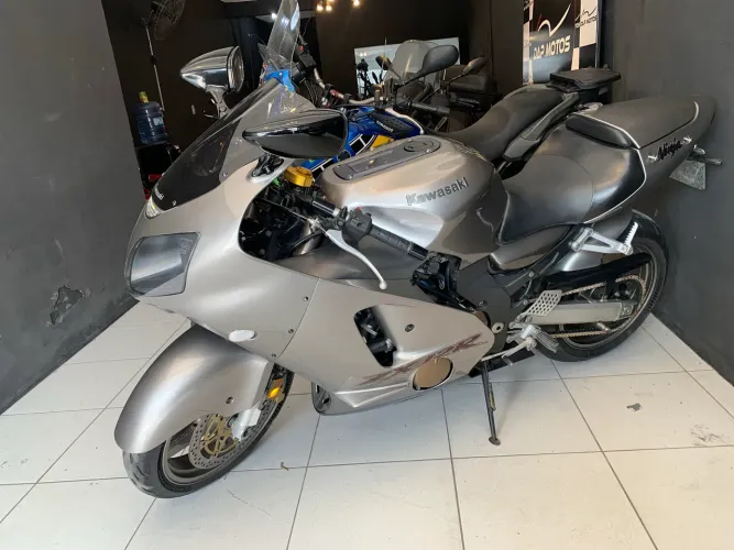 Motos Kawasaki Ninja Zx-12/ Zx-12r 1200cc no Brasil
