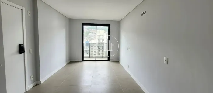 Apartamento para Venda em Florianópolis, Centro, 2 dormitórios, 2 suítes, 3 banheiros, 2 v