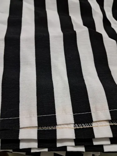 11 trilhos de mesa para festa preto com branco