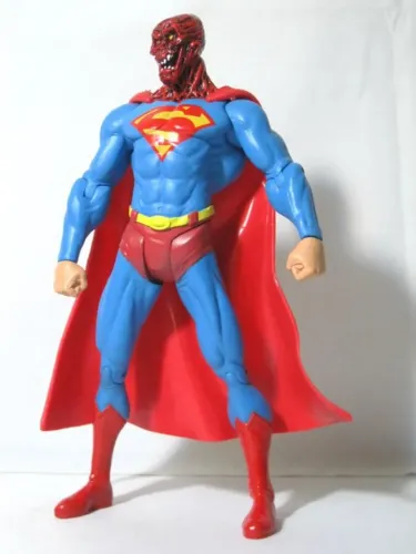 Red Skull Superman DC Direct Series Enemies Among Us (17,5CM)