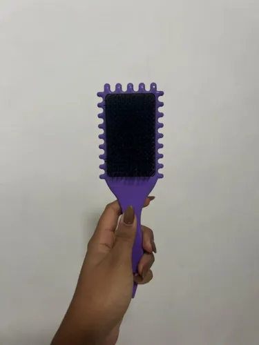 escova modeladora de cachos