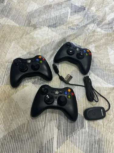 VENDO 3 CONTROLES DE XBOX 360 ORIGINAL + RECEPTOR PARA PC