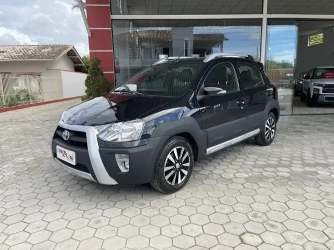 Toyota Etios Cross 1.5 Flex 16V 5P Aut. 2017