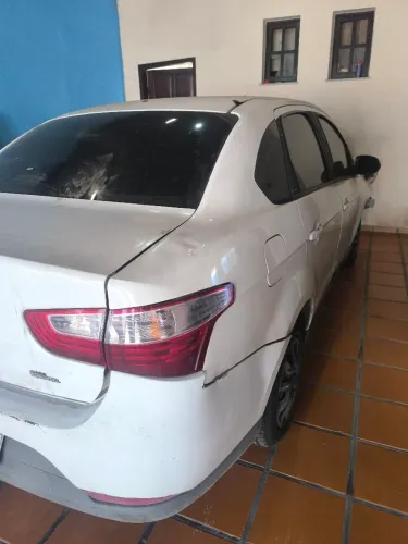 Fiat Grand Siena Tetrafuel 1.4 EVO F. Flex 8V 2014