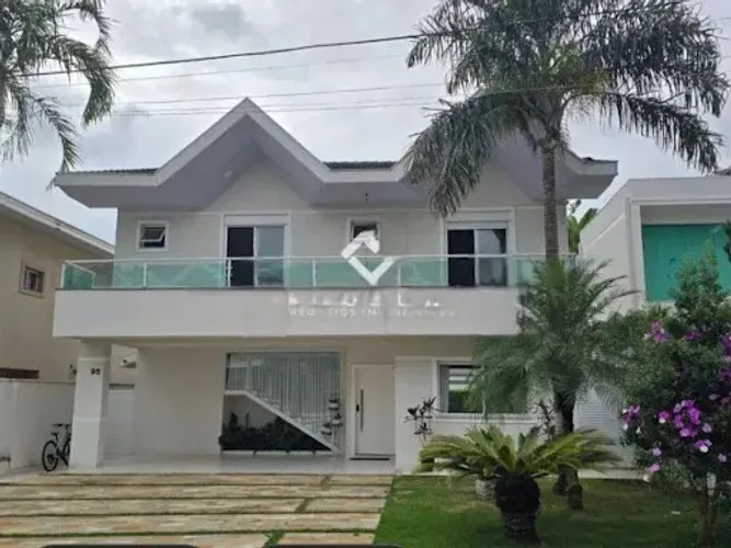Casa com 3 dormitórios para alugar, 330 m² por R$ 11.030,00/mês - Altos de Santana I - Jac