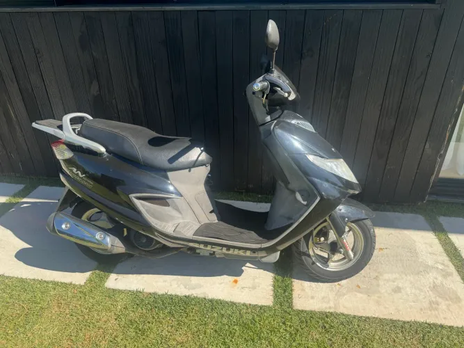 Suzuki AN 125 Burgman