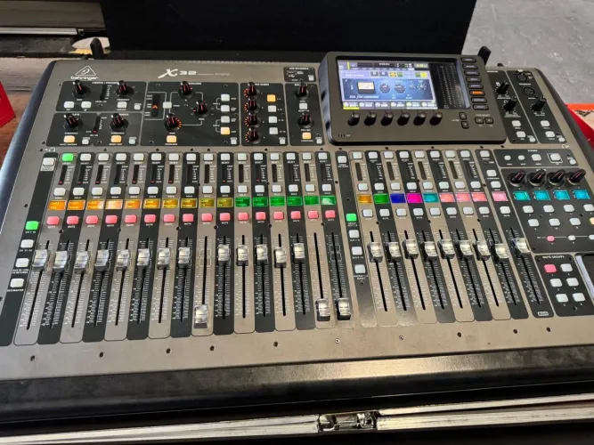Mesa Digital Behringer X32