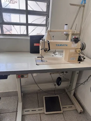 Vendo máquina reta