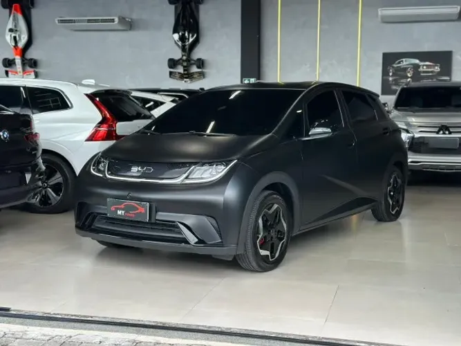 BYD Dolphin EV (Elétrico) 2025