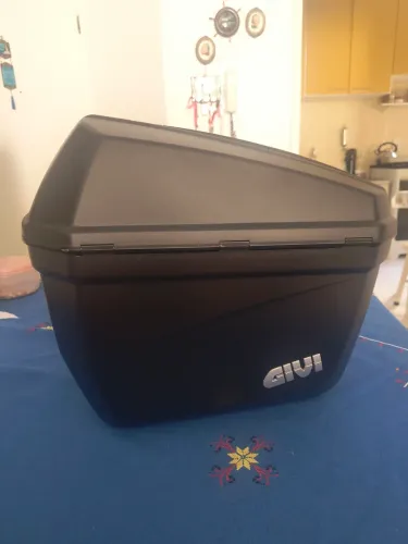 Par de Baús Laterais Givi E22 Monokey - NOVOS, Nunca Usados