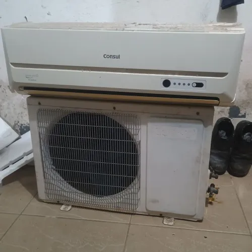 Vendo ar-condicionado 12000btus