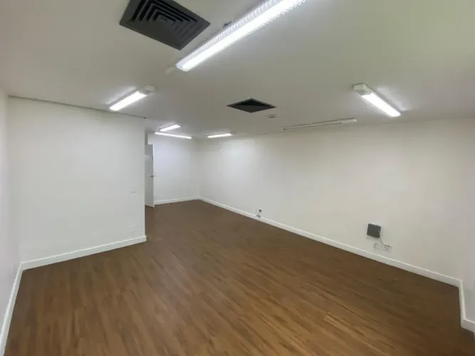 Escritório aluguel ou venda 45m² Via Parque Office, Barra da Tijuca - Rio de Janeiro - RJ