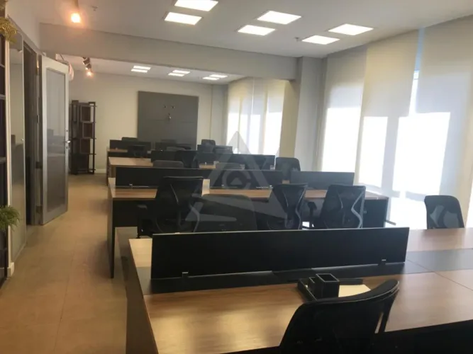 Sala para alugar em Campinas, Centro, com 193 m², Edifício Escritórios Design Campinas