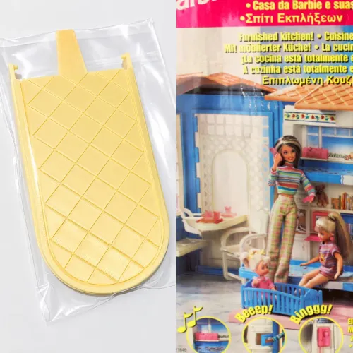 Mesa retrátil da Barbie Family House