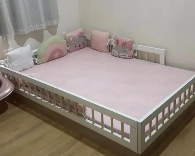Cama montessoriana casal
