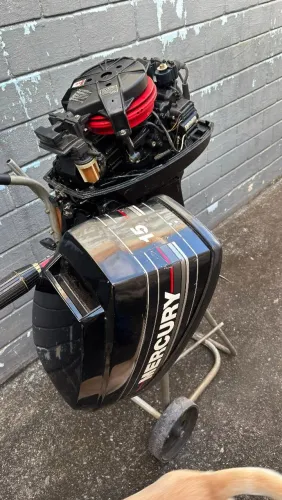 Motor Mercury popa Barco 15 HP