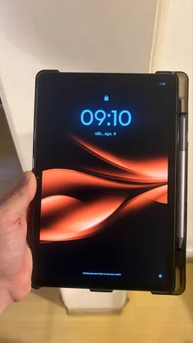 Tablet Lenovo Idea Tab com caneta e case