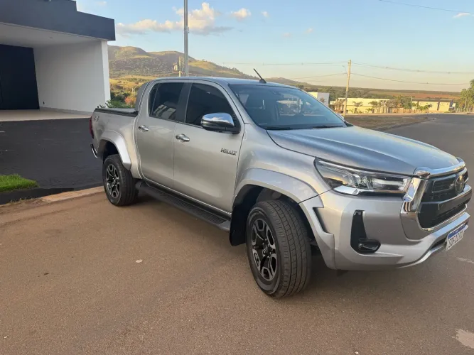 Toyota Hilux CD SRX 4X4 2.8 TDI 16V Diesel Aut. 2024