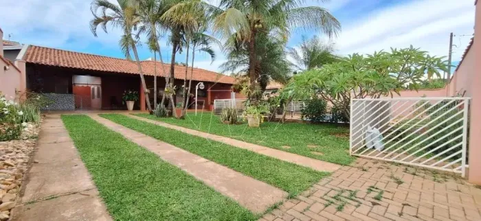 Venda de Casas / Condomínio na cidade de Araraquara