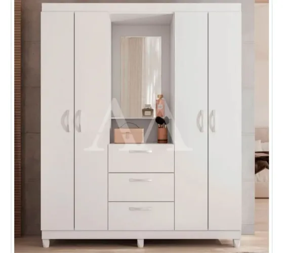 Guarda roupa casal com espelho