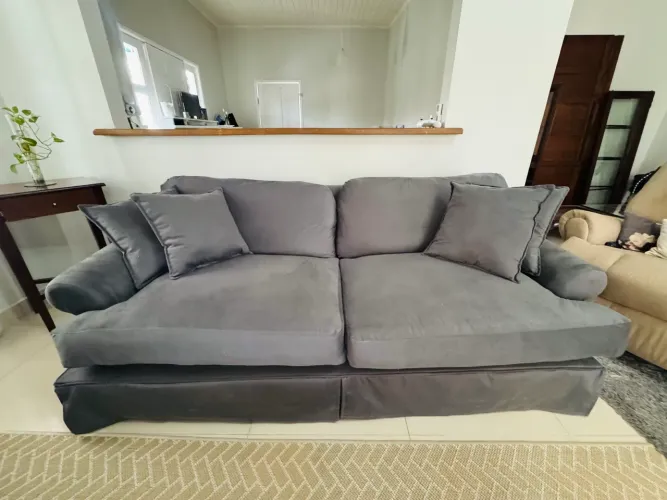 Conjunto de Sofá Completo - Elegante, Confortável e em Perfeito Estado