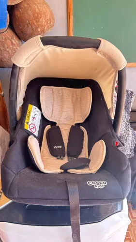 Carrinho de bebê cosco + bebê conforto