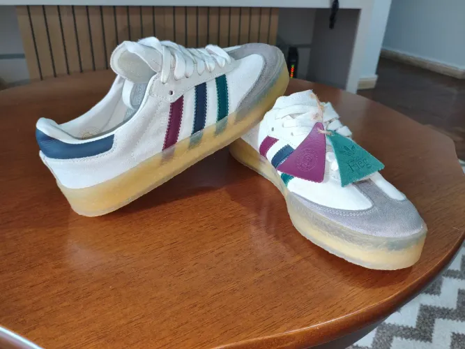 Adidas x Kith x Clarks Samba "Kithmas" tamho 40 BR. (41 1/3 FR)