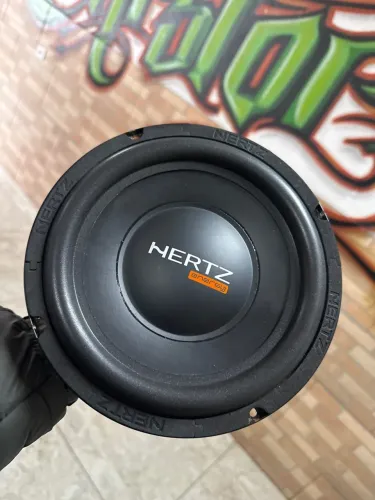 Subwoofer Hertz energy 8pol