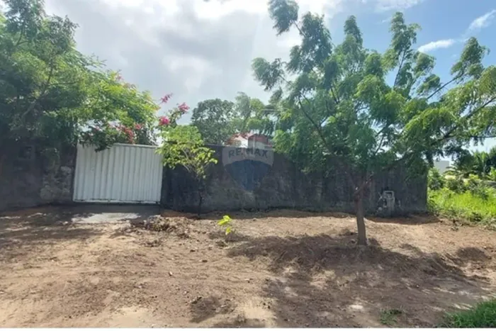 Terreno dos Sonhos em Jacumã: 450m² Perto de Tudo